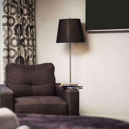 Comfort Hotel East Melbourne Bagian luar foto