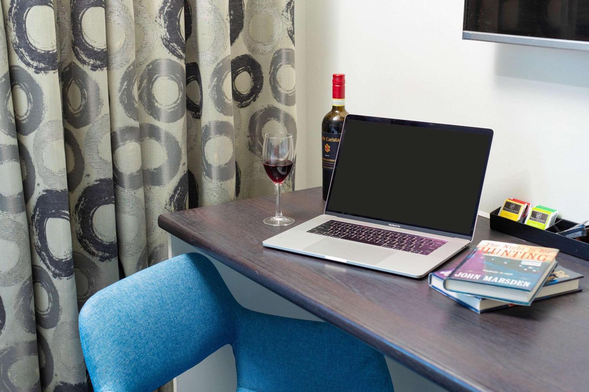 Comfort Hotel East Melbourne Bagian luar foto