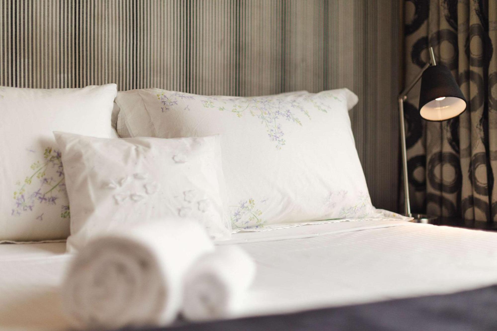 Comfort Hotel East Melbourne Bagian luar foto