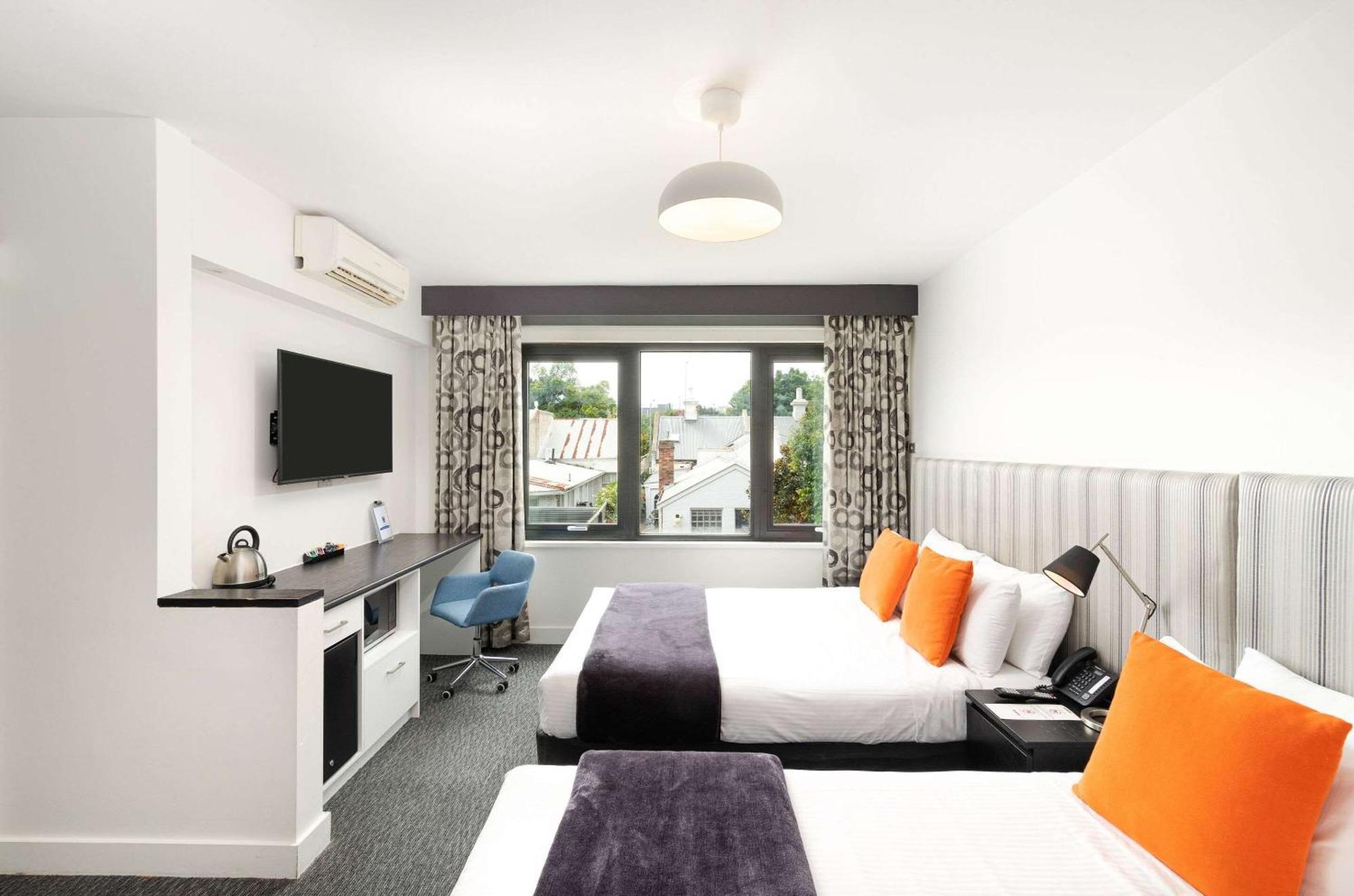 Comfort Hotel East Melbourne Bagian luar foto